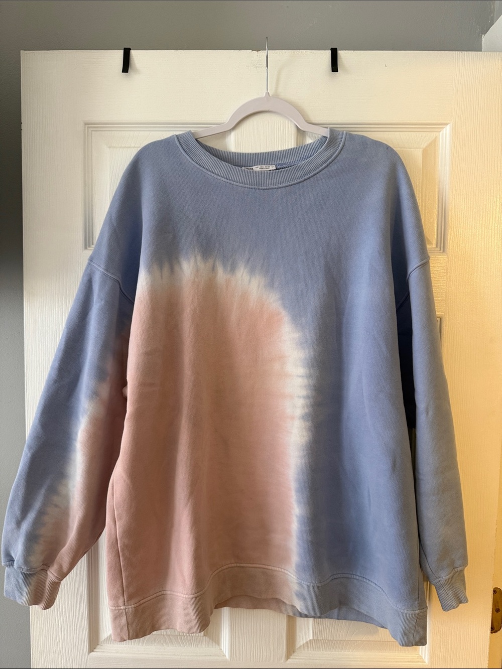 Zara Tie-Dye Ombré Crewneck Sweatshirt
